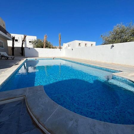 Magnifique Villa Avec Piscine Sur L'Ile De Djerba Хумт-Сук Экстерьер фото