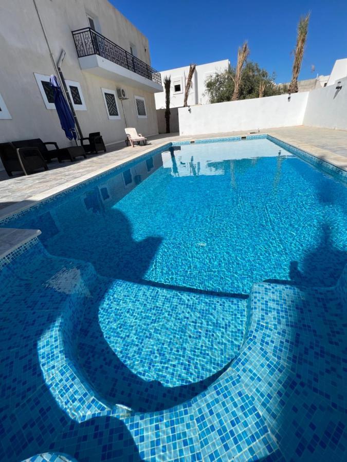 Magnifique Villa Avec Piscine Sur L'Ile De Djerba Хумт-Сук Экстерьер фото