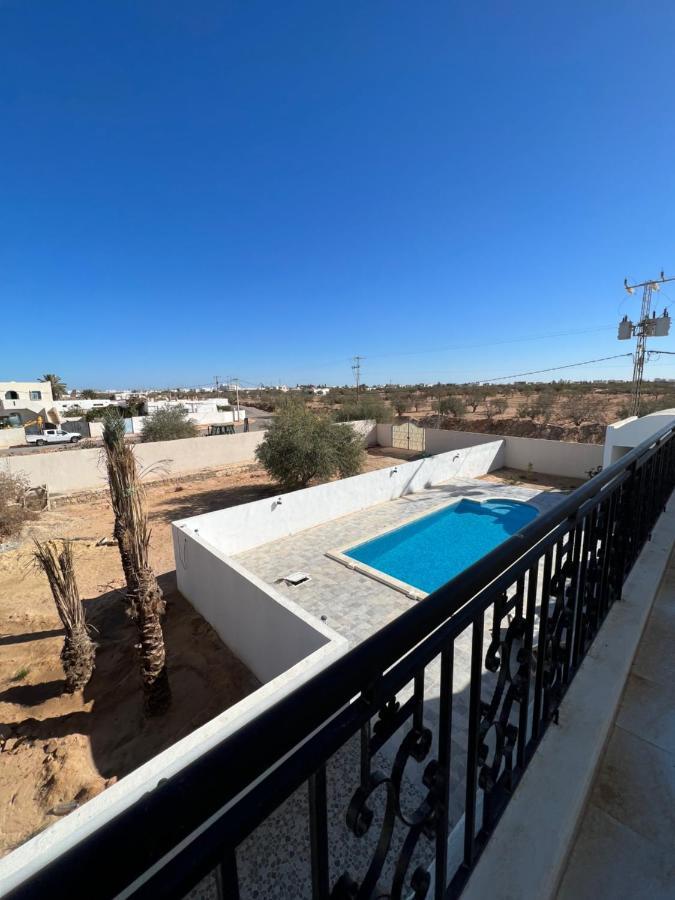 Magnifique Villa Avec Piscine Sur L'Ile De Djerba Хумт-Сук Экстерьер фото