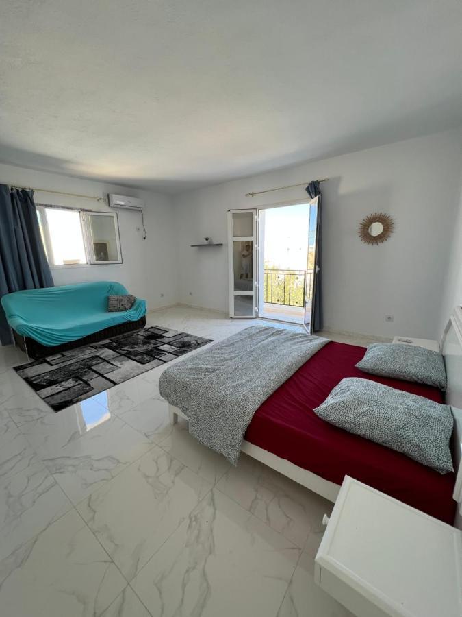 Magnifique Villa Avec Piscine Sur L'Ile De Djerba Хумт-Сук Экстерьер фото